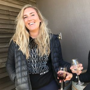 Meet your Posher, Kelly